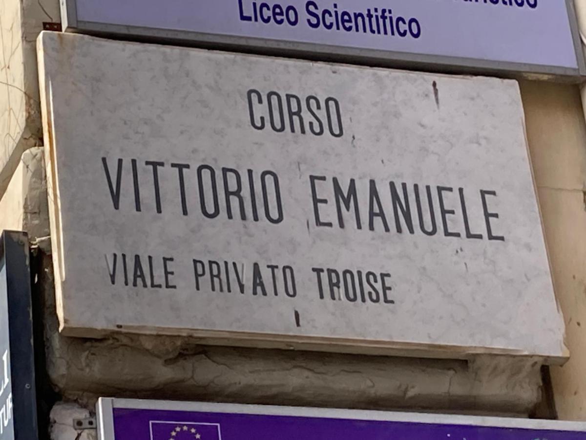 Gege's * Naples