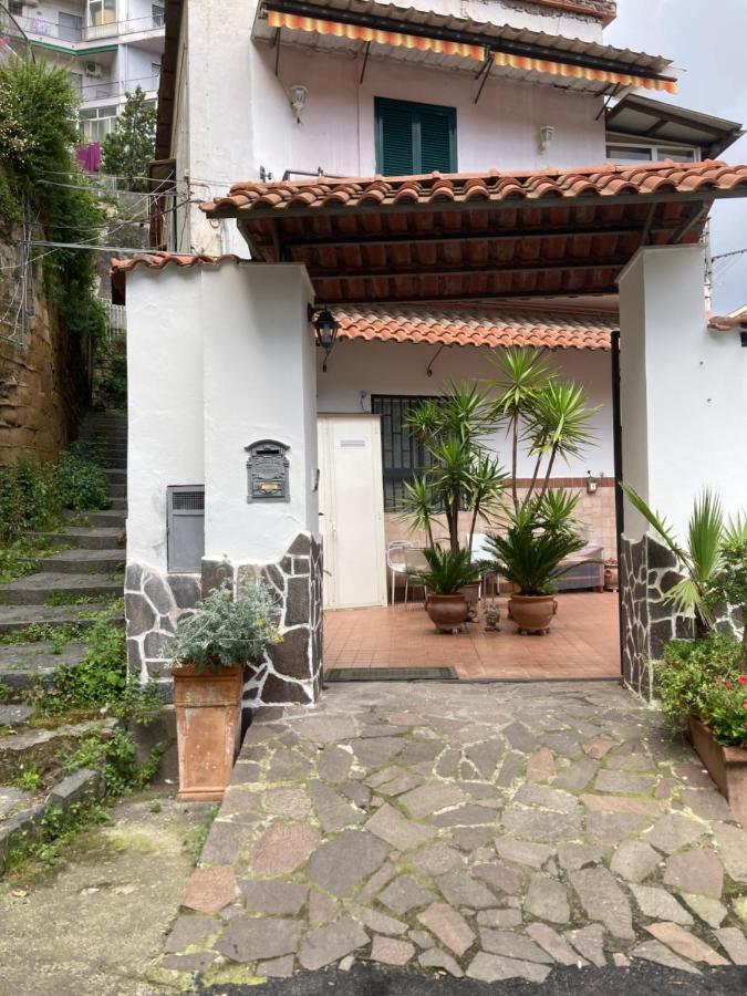 Gege's Apartment